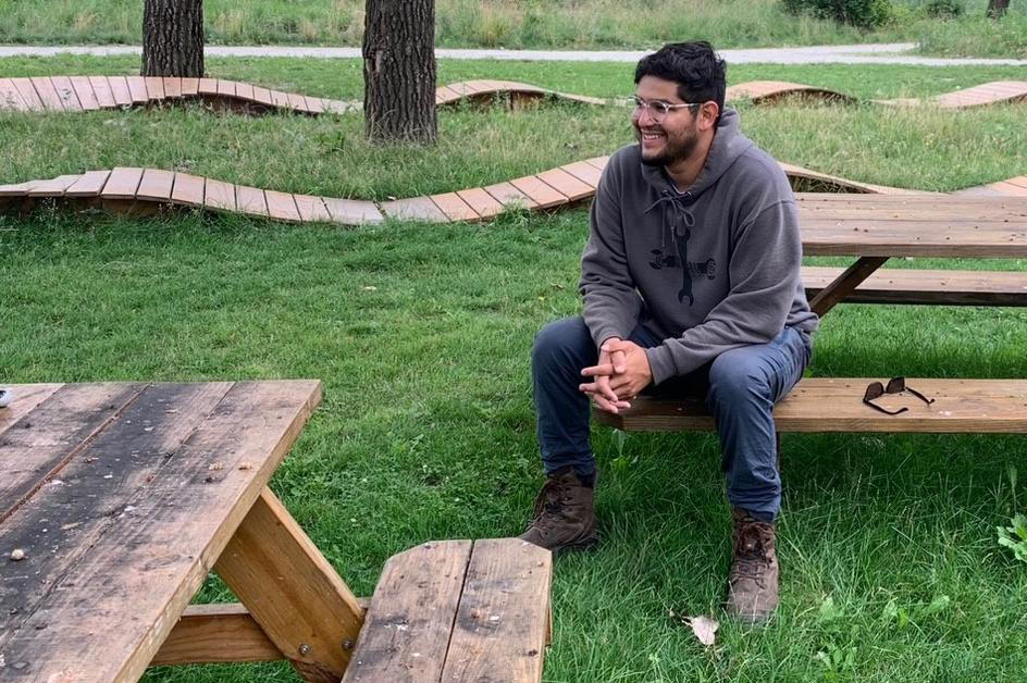 Meet the Chicagoan Determined to Break Down Barriers to Outdoor Inclusion for Latino People Like Him